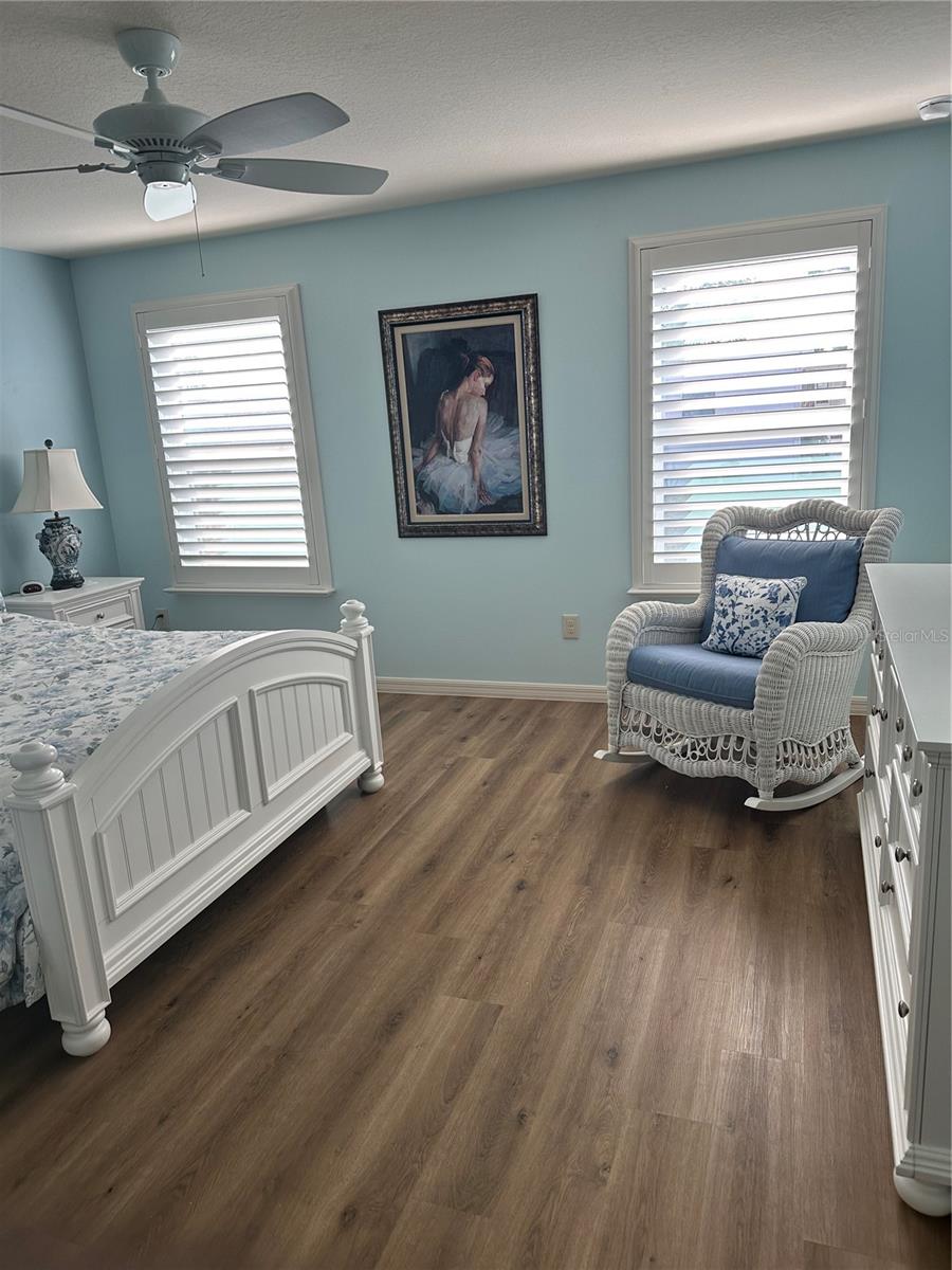 Image 11 of 22 For 531 Saint Andrews Boulevard