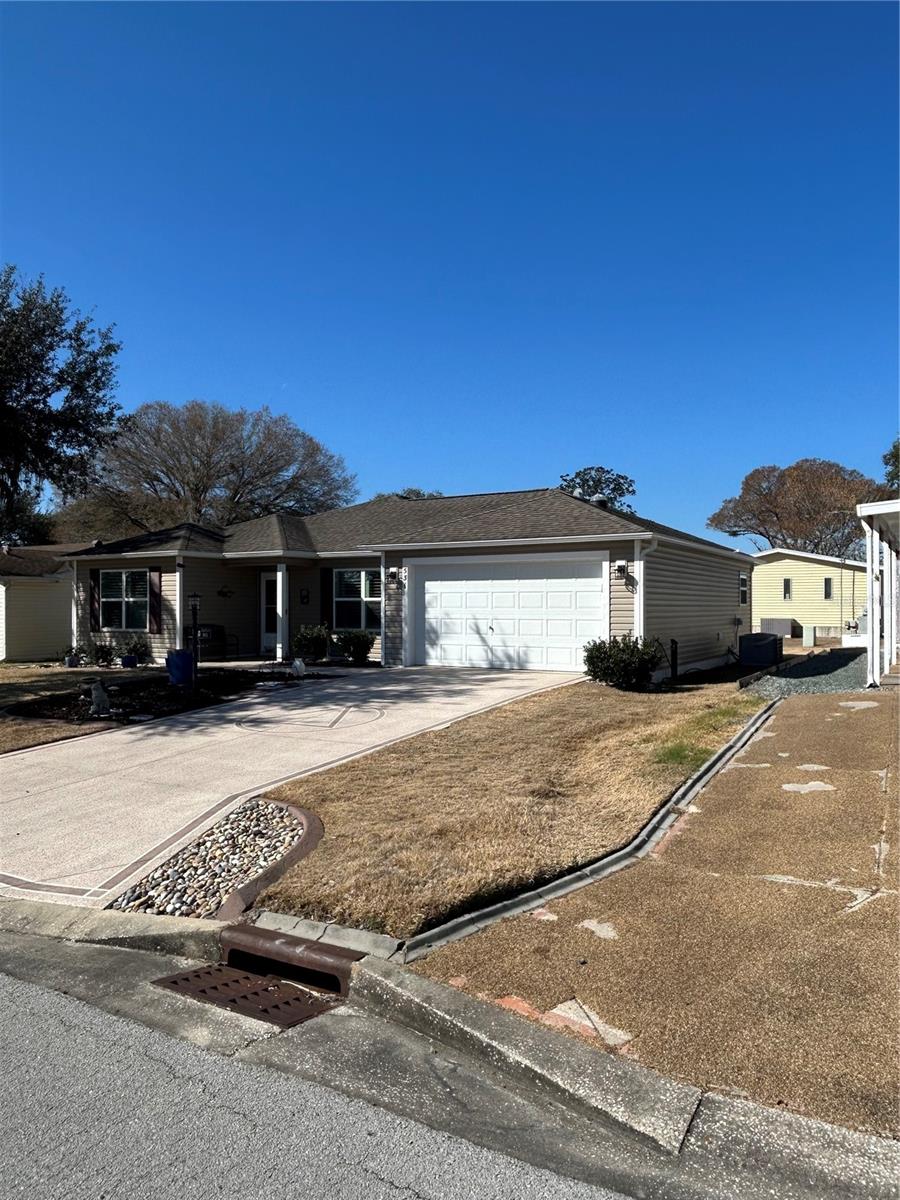 Image 2 of 22 For 531 Saint Andrews Boulevard