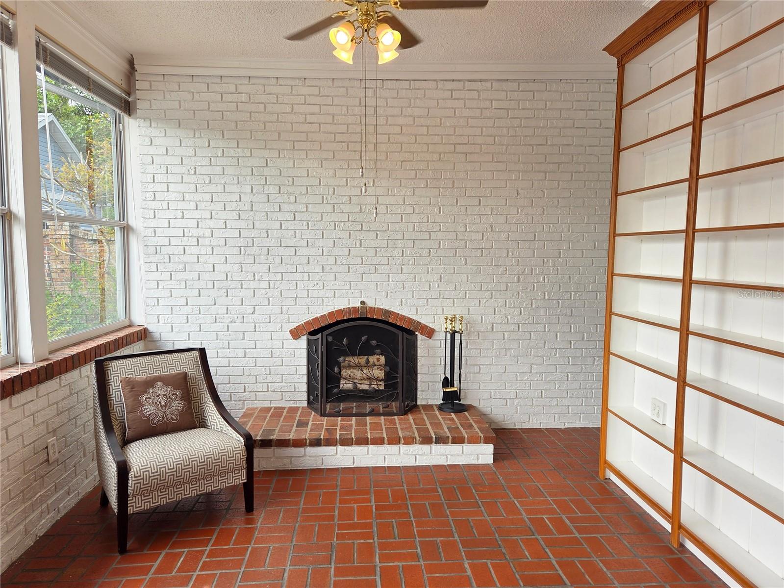 Image 22 of 50 For 2910 11th Avenue N