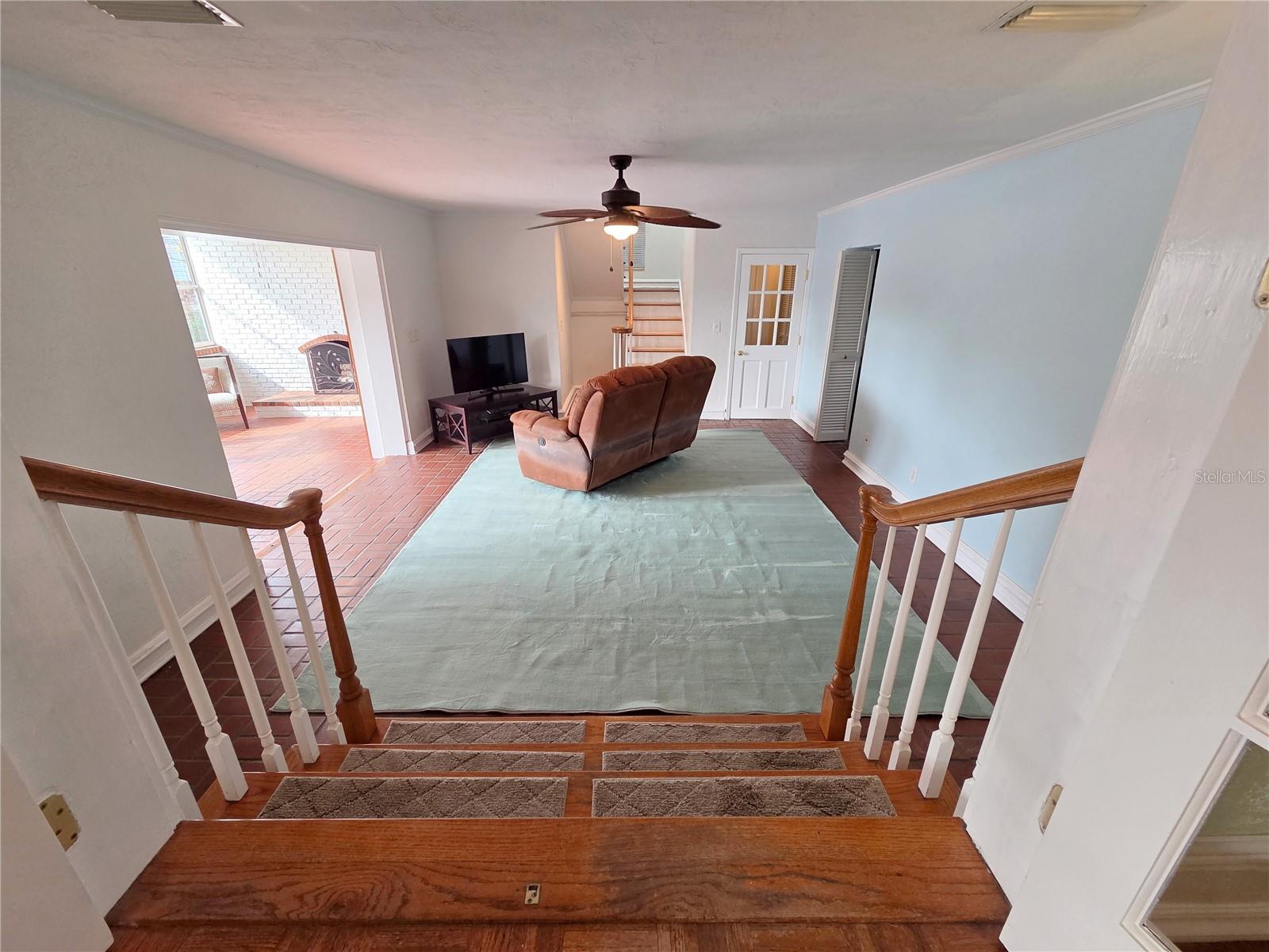 Image 26 of 50 For 2910 11th Avenue N