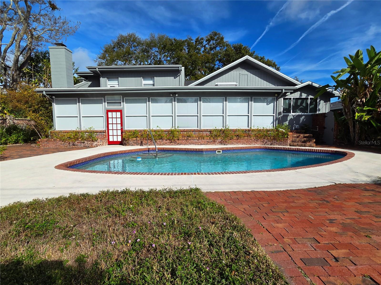 Image 29 of 50 For 2910 11th Avenue N