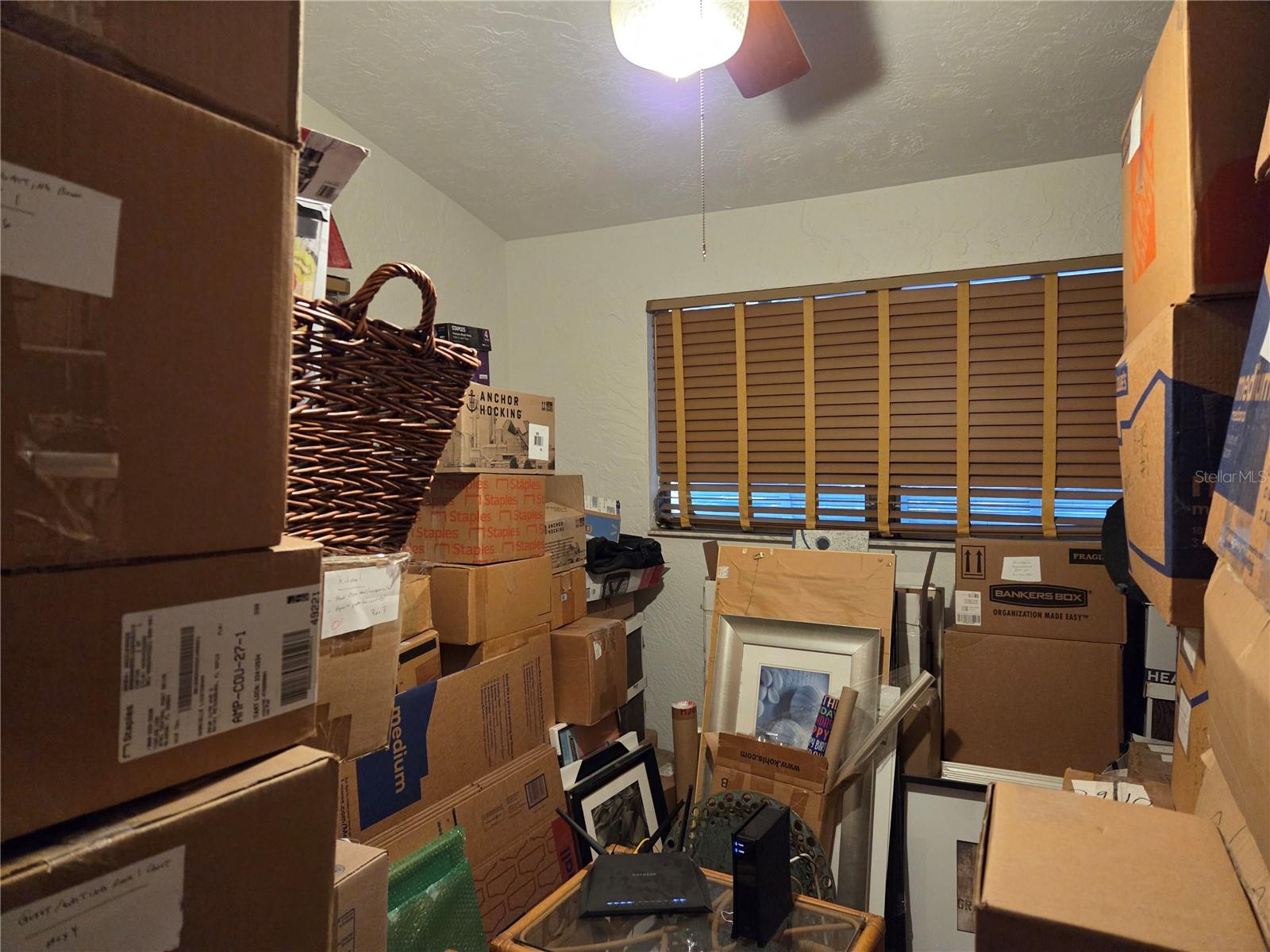 Image 42 of 50 For 2910 11th Avenue N