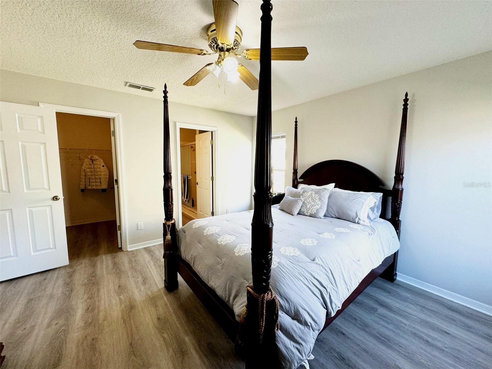 Image 14 of 30 For 4977 Heron Run Circle