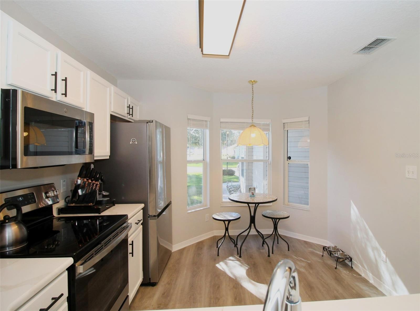 Image 4 of 30 For 4977 Heron Run Circle