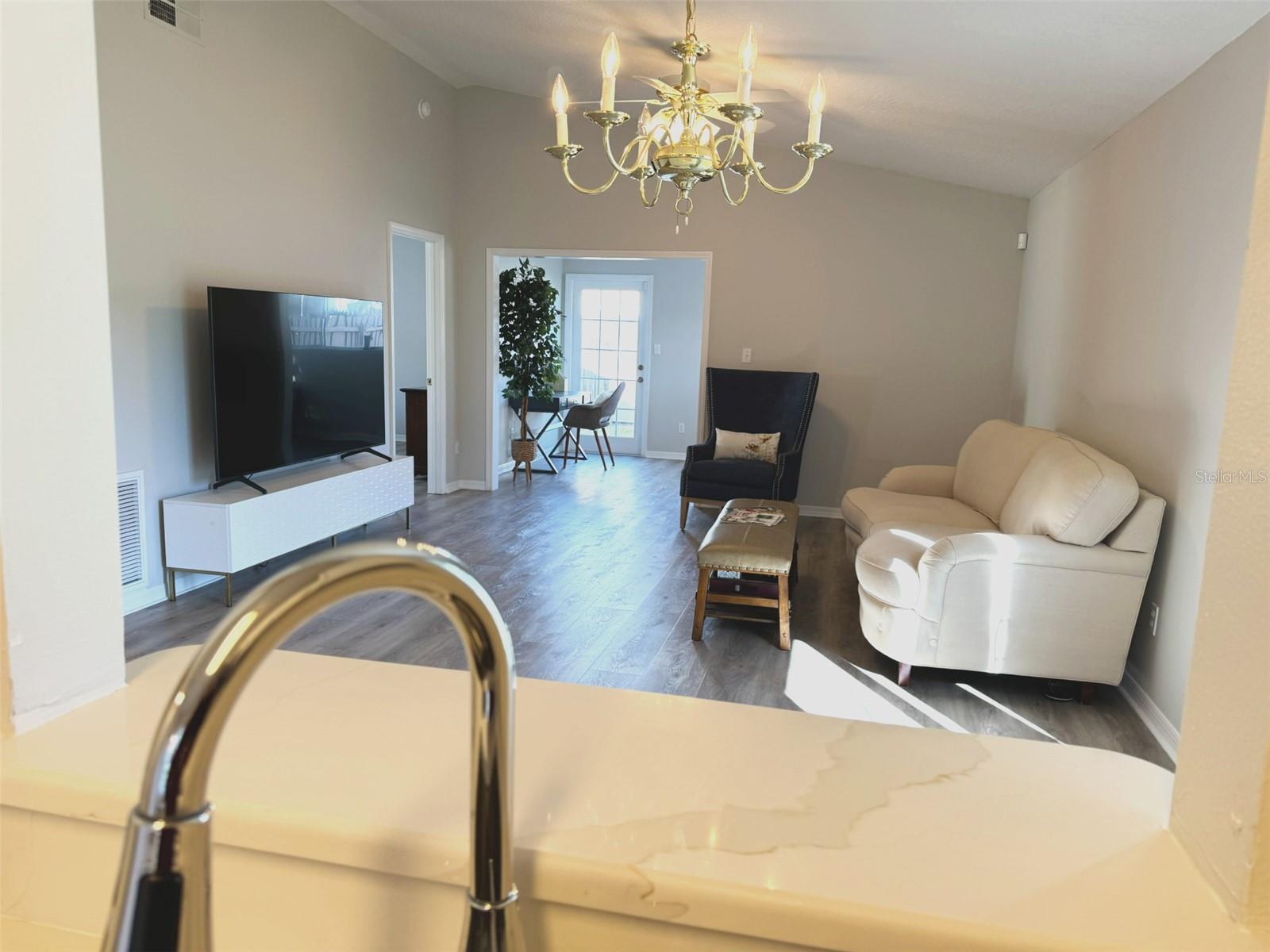 Image 7 of 30 For 4977 Heron Run Circle