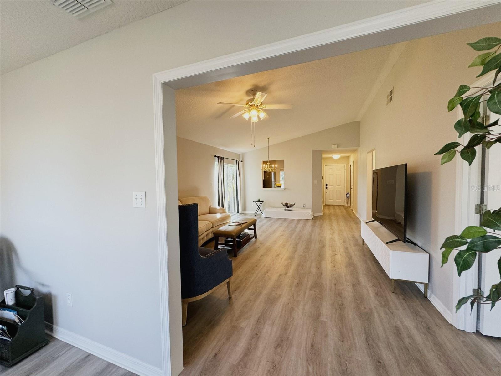 Image 9 of 30 For 4977 Heron Run Circle