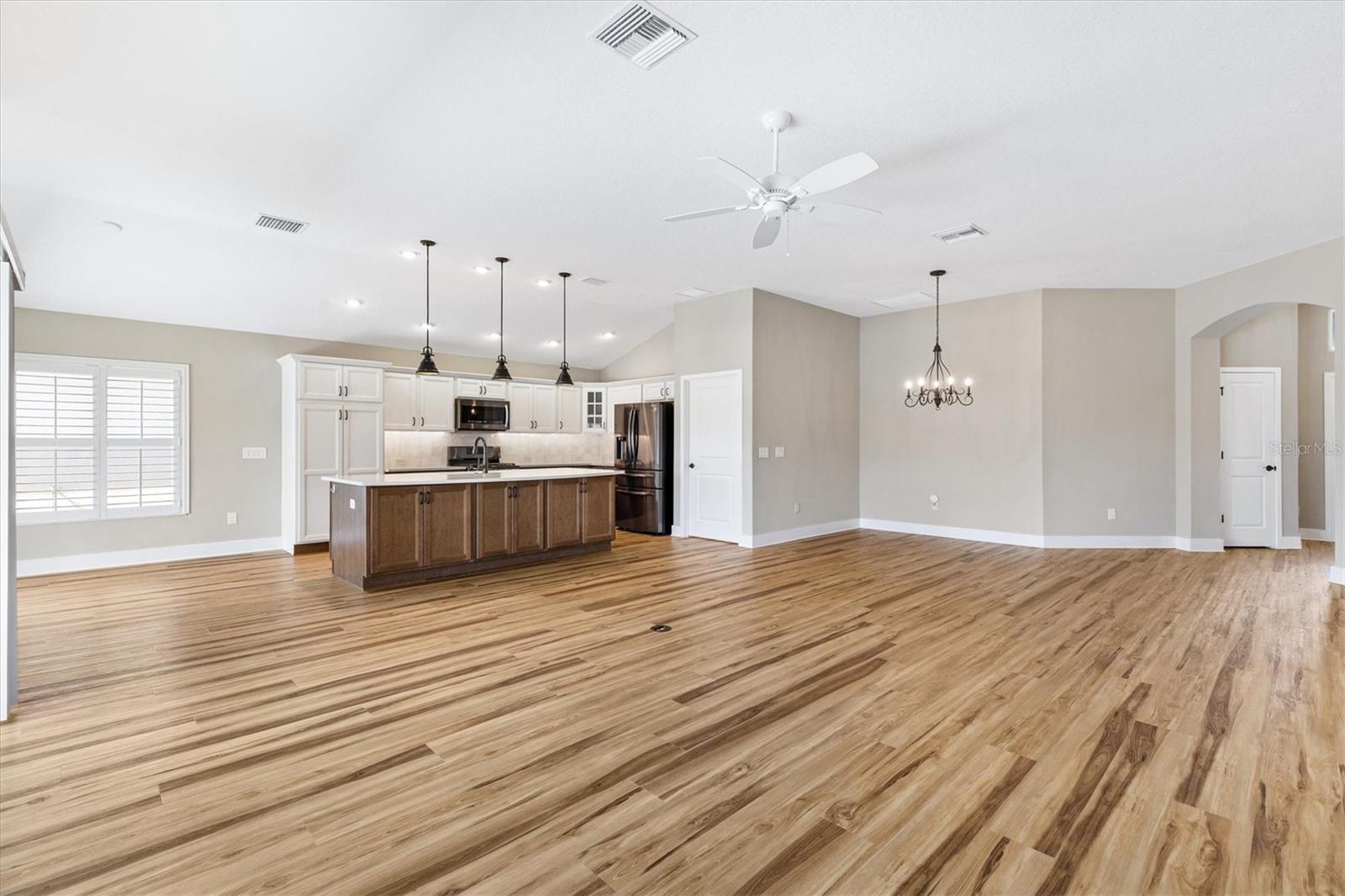 Image 18 of 47 For 1968 Stella Street