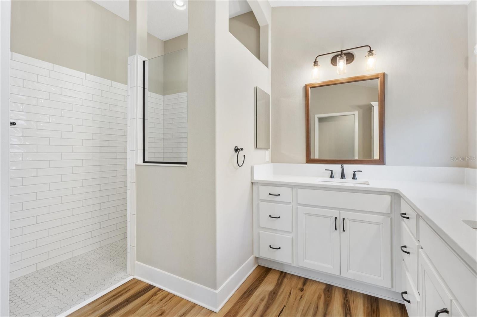 Image 22 of 47 For 1968 Stella Street