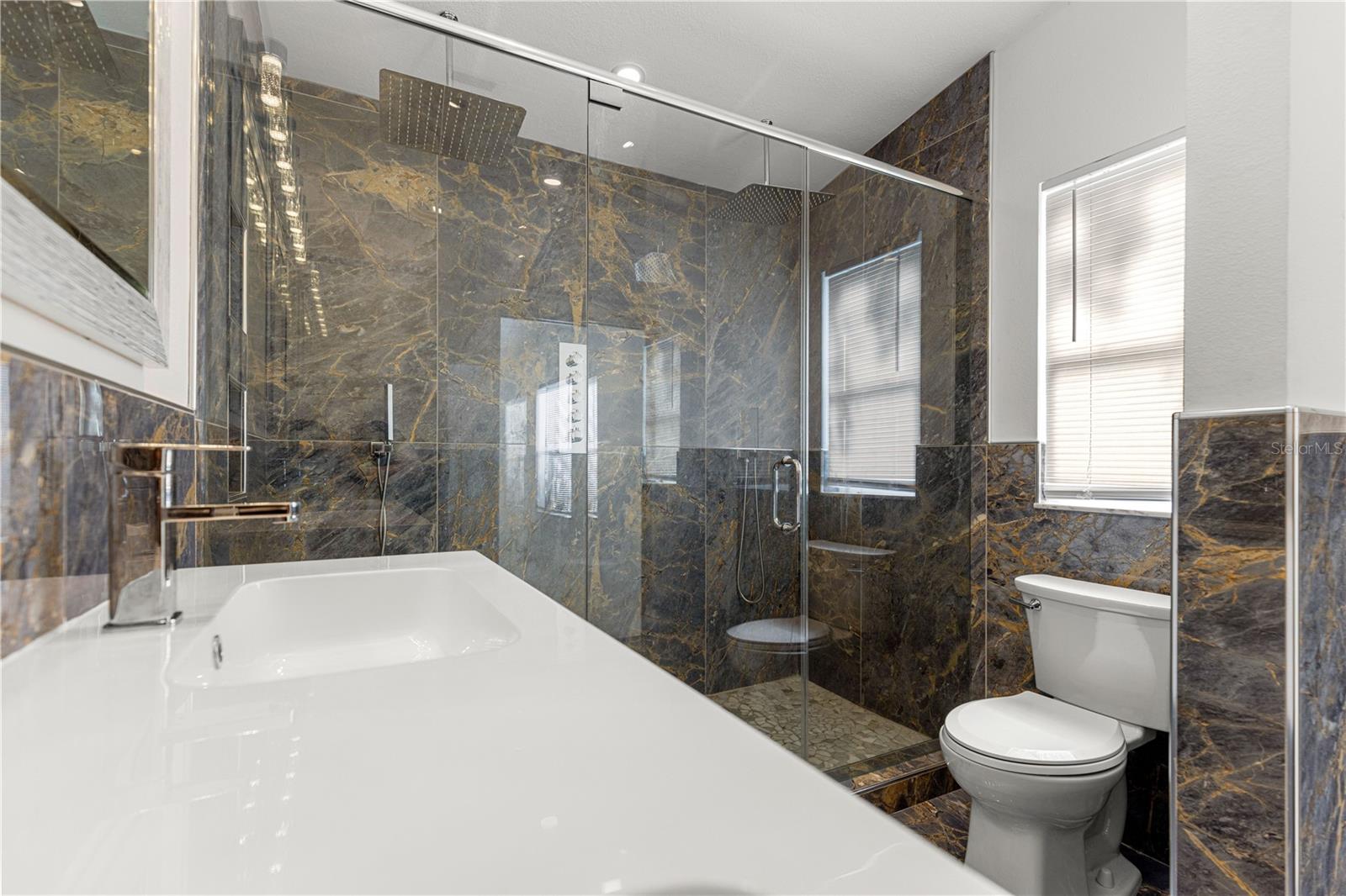 Image 34 of 70 For 210 Palermo Place