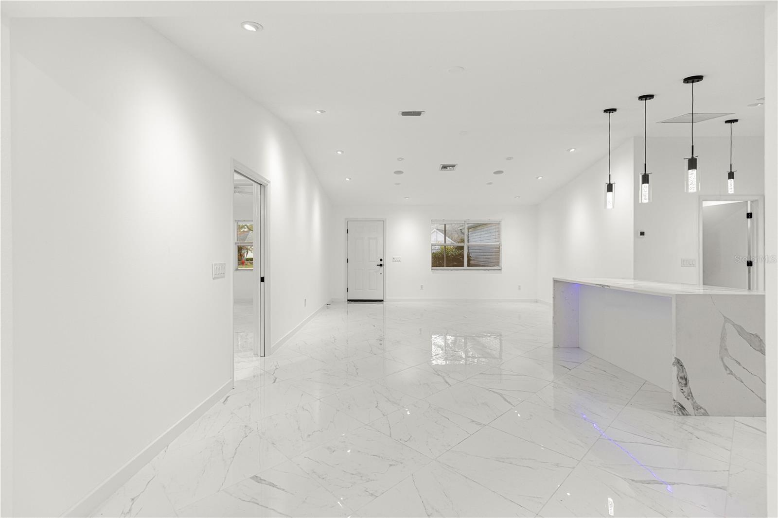 Image 5 of 70 For 210 Palermo Place