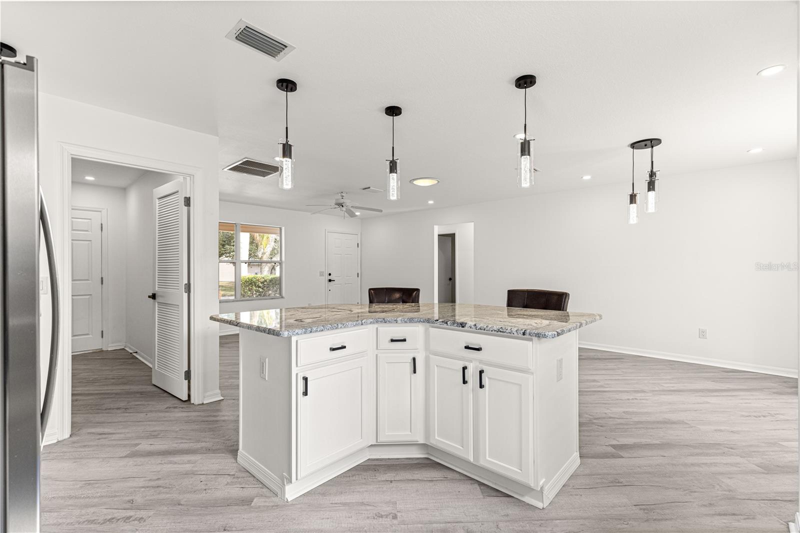 Image 12 of 46 For 8338 178th Deveaux Lane