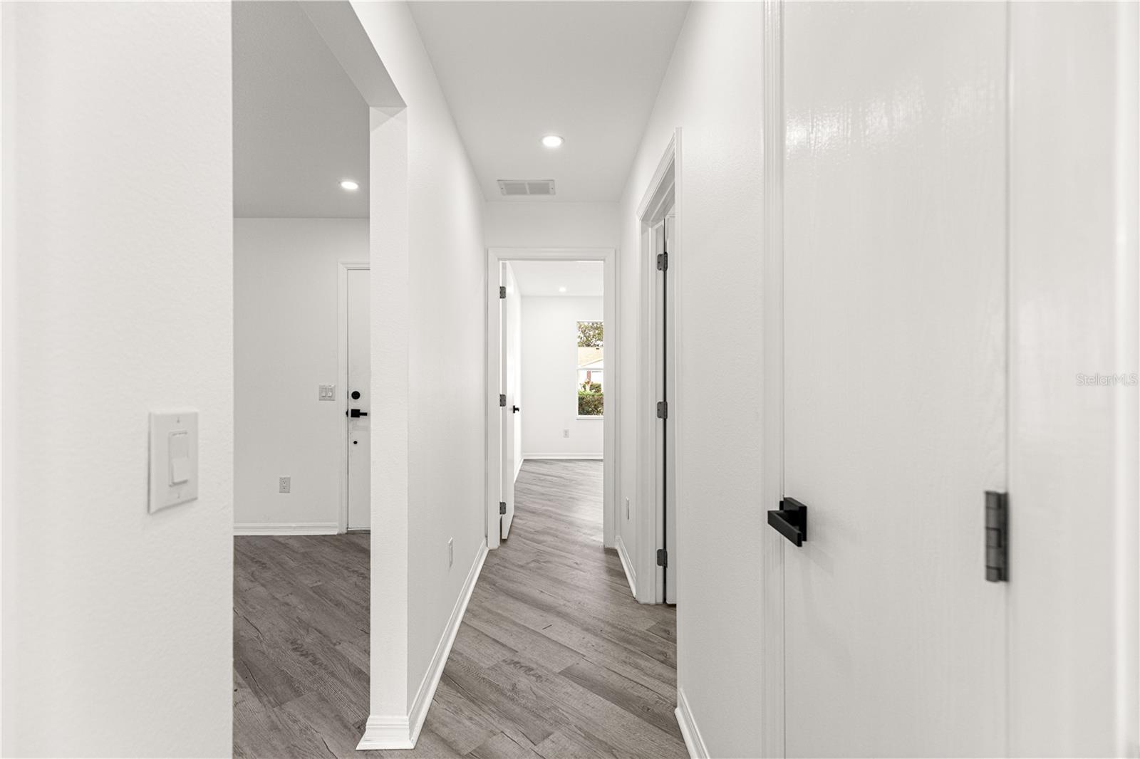 Image 22 of 46 For 8338 178th Deveaux Lane