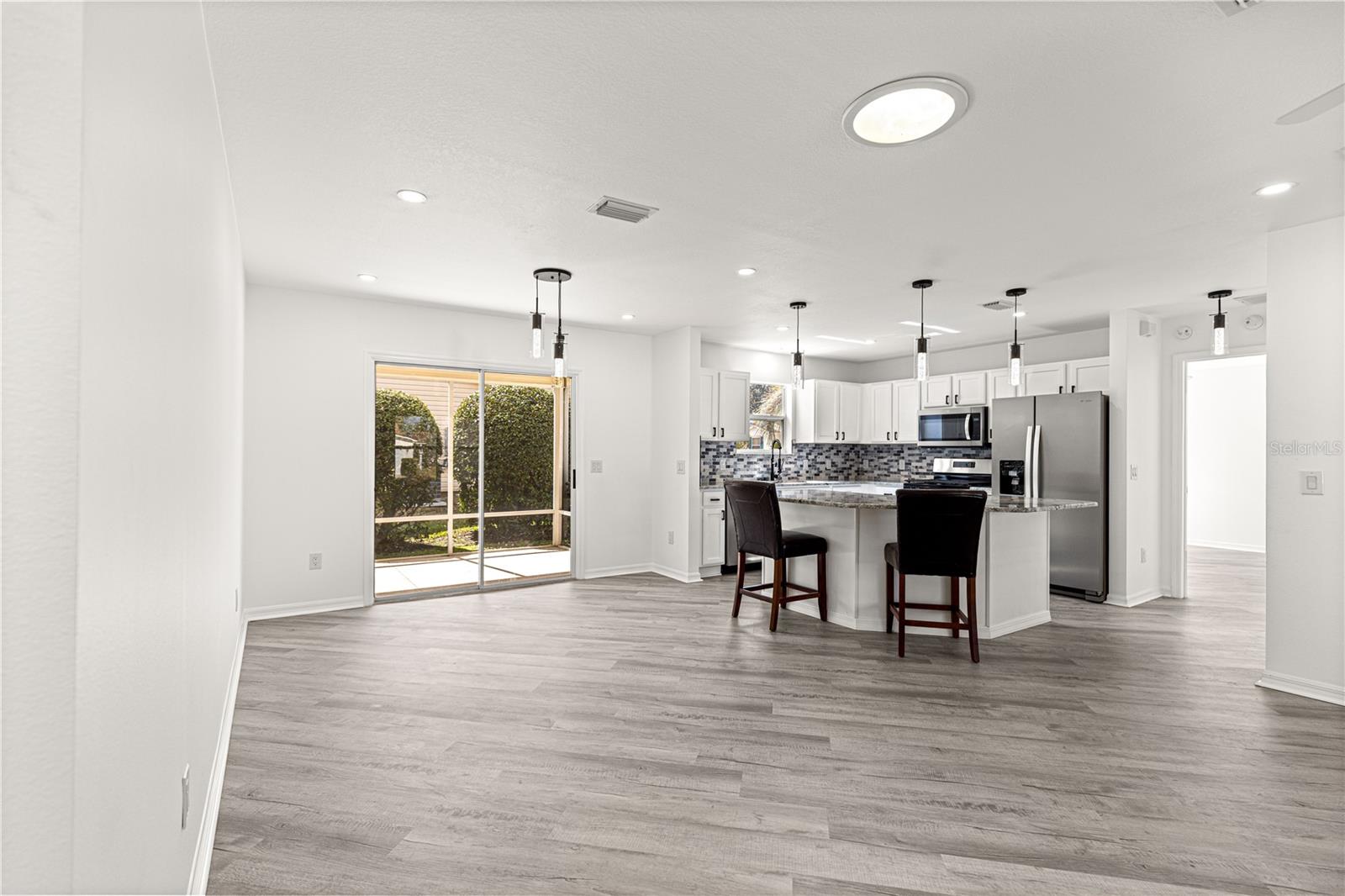 Image 5 of 46 For 8338 178th Deveaux Lane