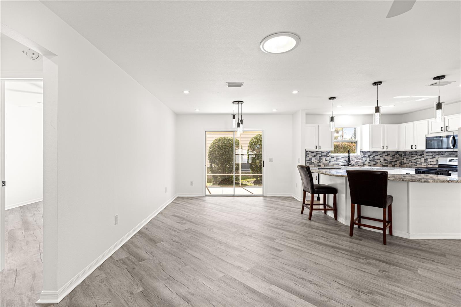 Image 6 of 46 For 8338 178th Deveaux Lane