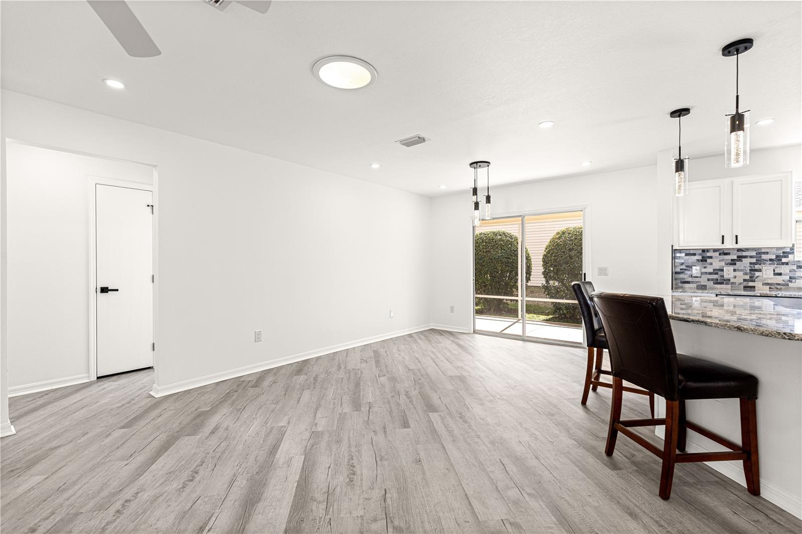 Image 7 of 46 For 8338 178th Deveaux Lane