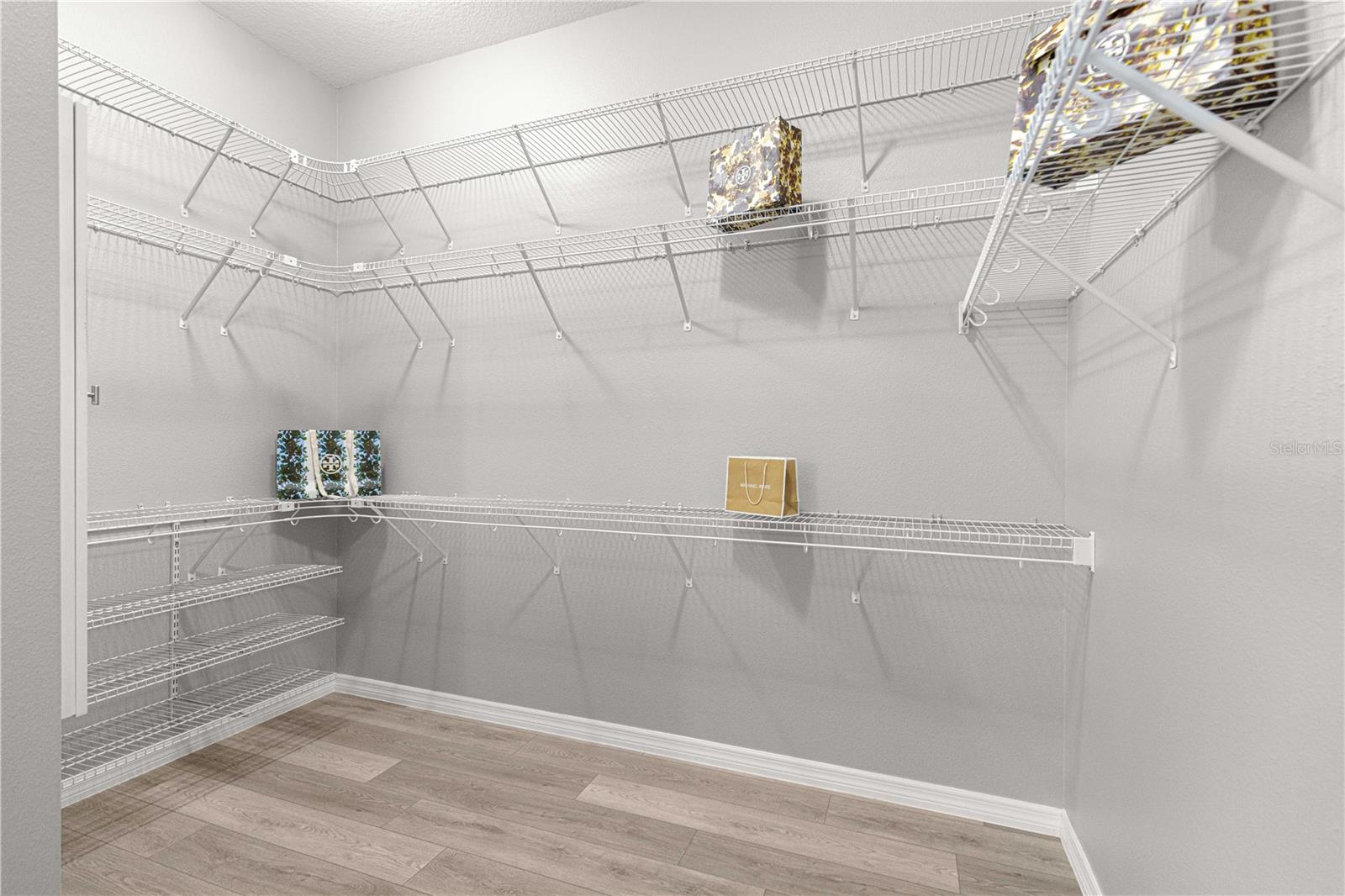 Image 35 of 69 For 3976 Ironwood Lane