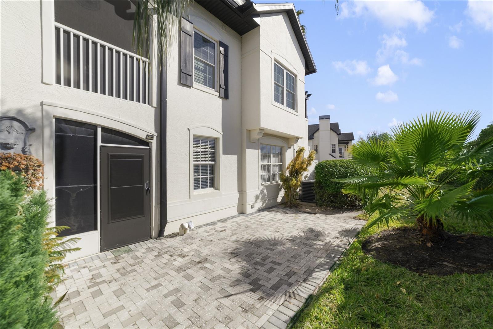 Image 23 of 26 For 13421 Fountainbleau Drive 4-1