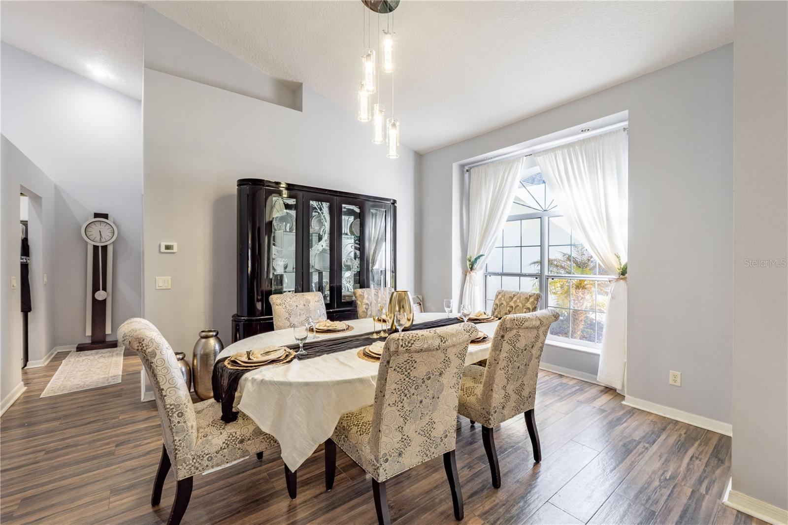 Listing photo id 15 for 36320 Piney Ridge Boulevard