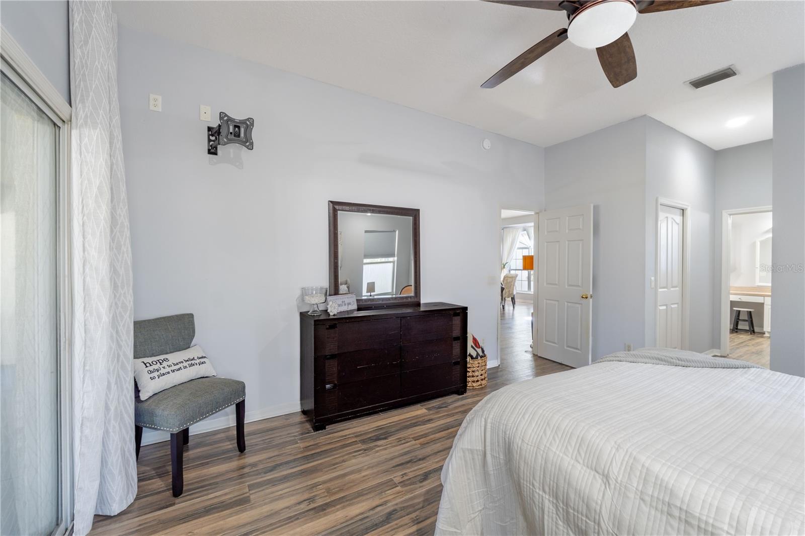 Listing photo id 21 for 36320 Piney Ridge Boulevard