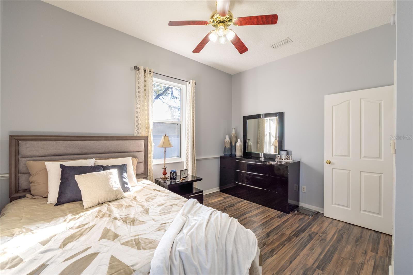 Listing photo id 29 for 36320 Piney Ridge Boulevard