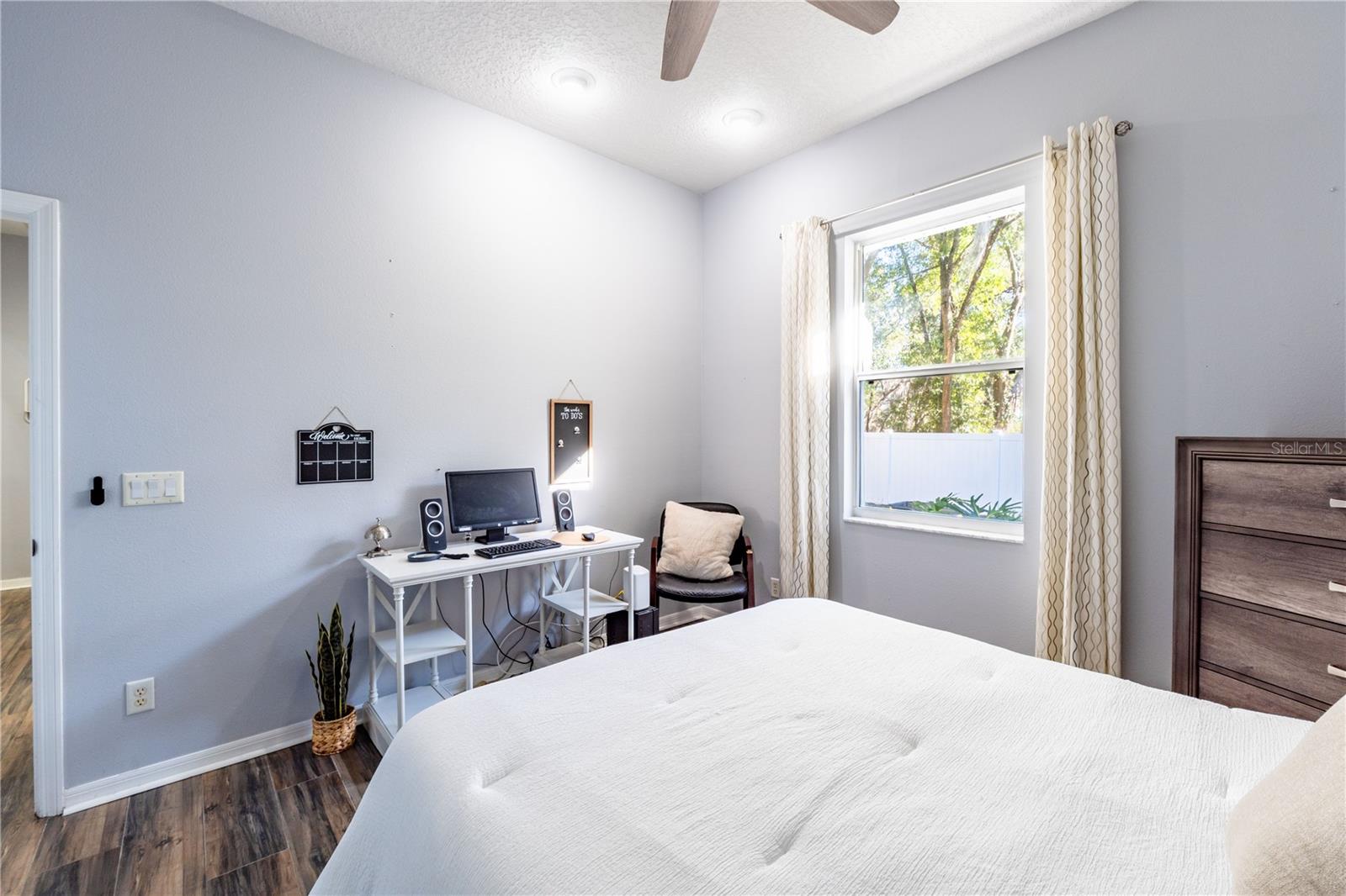 Listing photo id 33 for 36320 Piney Ridge Boulevard