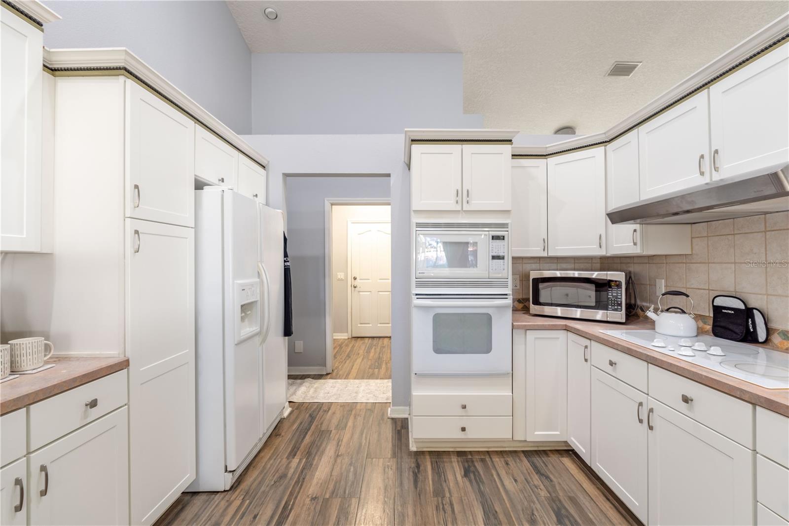 Listing photo id 41 for 36320 Piney Ridge Boulevard