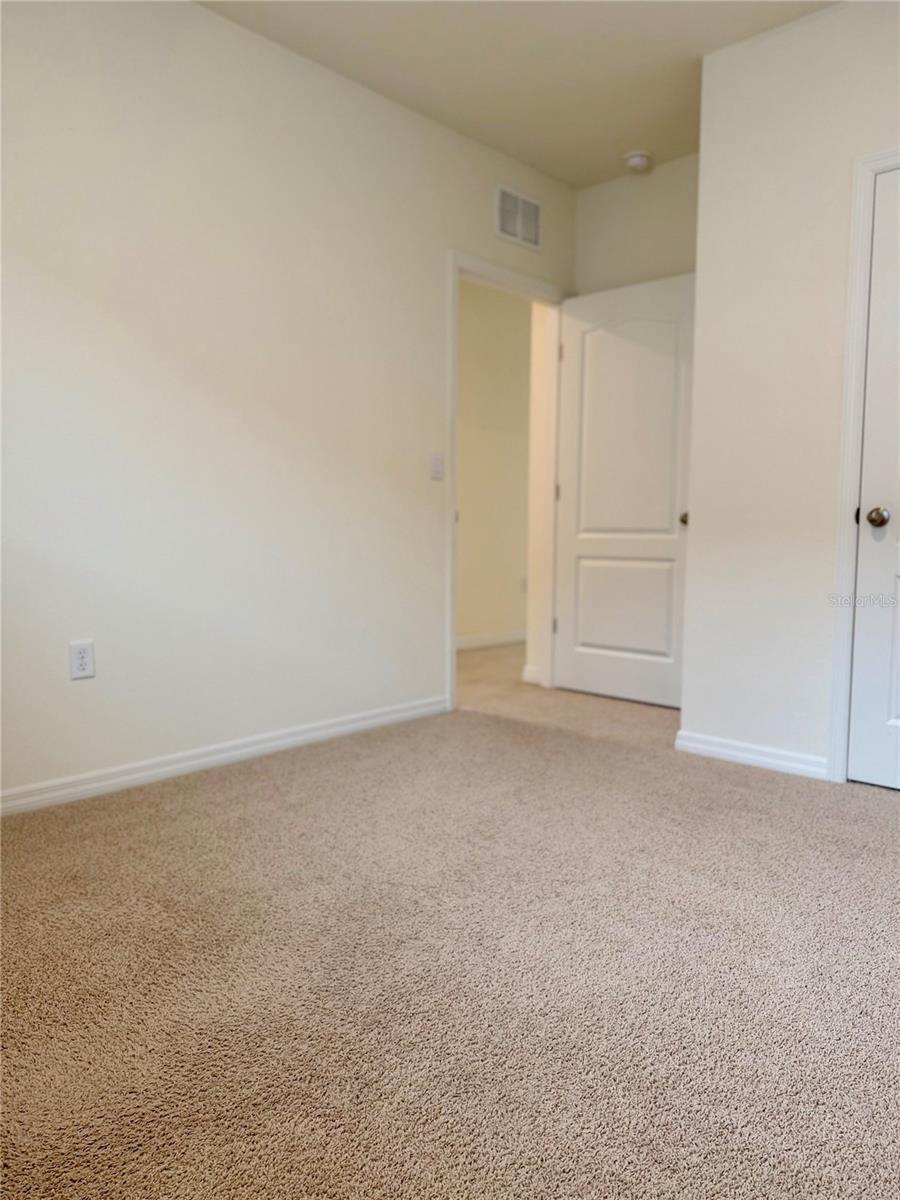 Image 16 of 31 For 824 Horsetail Drive