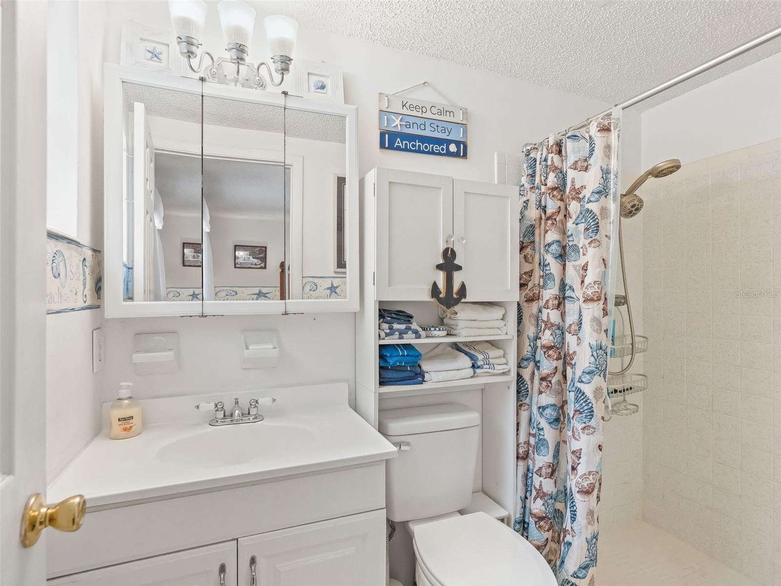 Image 20 of 38 For 1424 Us 301  