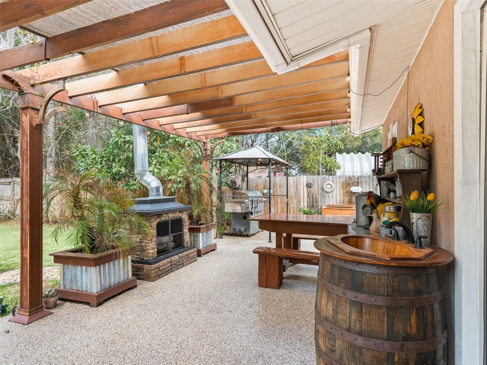 Image 21 of 38 For 1424 Us 301  