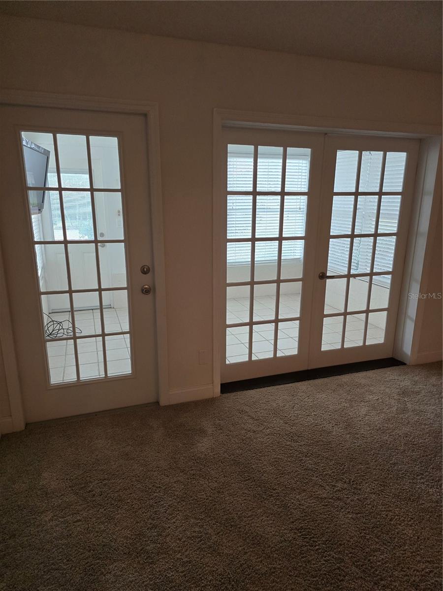 Image 6 of 18 For 8701 Village Green Boulevard