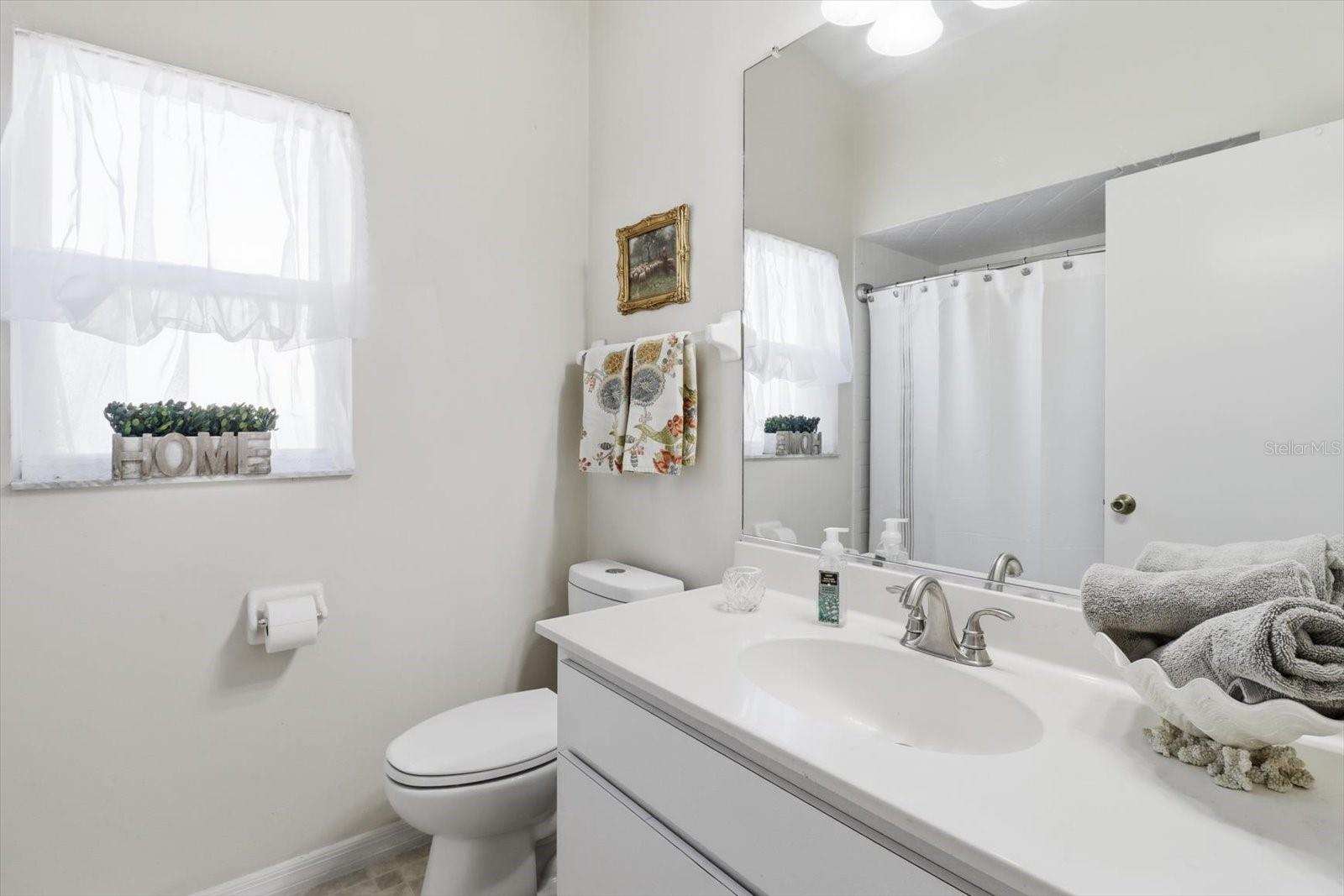 Image 21 of 28 For 2857 Churchill