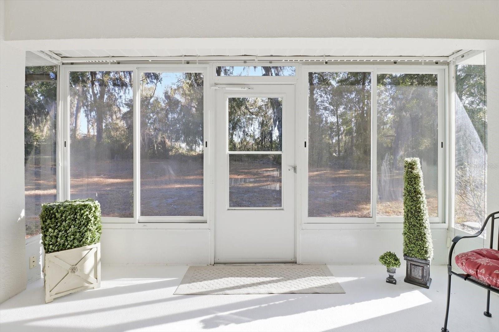 Image 26 of 28 For 2857 Churchill