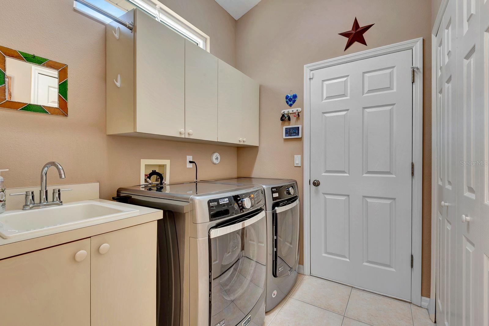 Image 27 of 37 For 6659 Pebble Beach Way