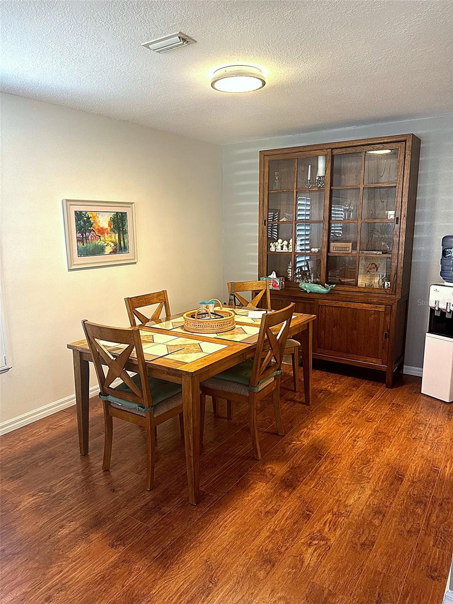 Image 2 of 17 For 3068 Dorchester Drive