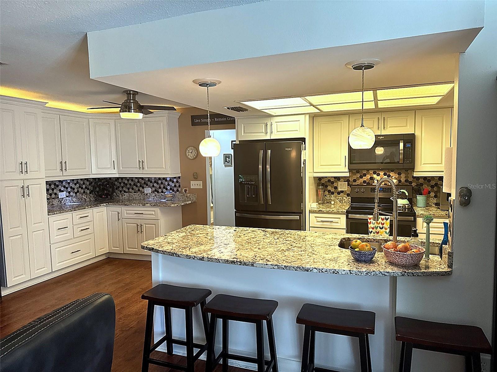 Image 4 of 17 For 3068 Dorchester Drive