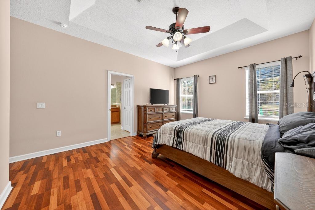 Image 34 of 63 For 260 Cassady Street