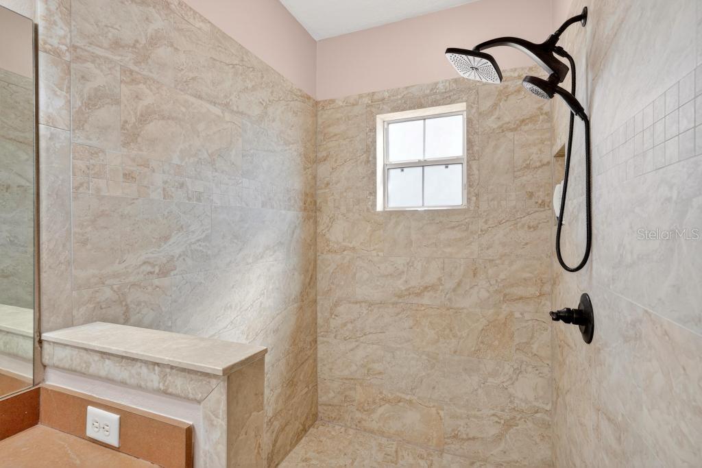 Image 40 of 63 For 260 Cassady Street