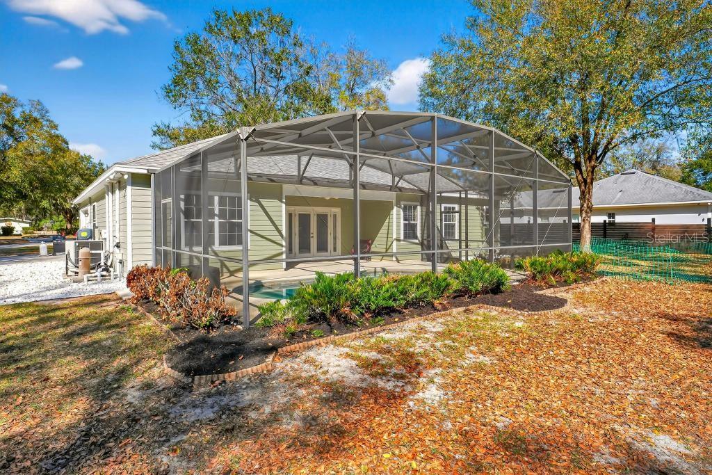 Image 9 of 63 For 260 Cassady Street