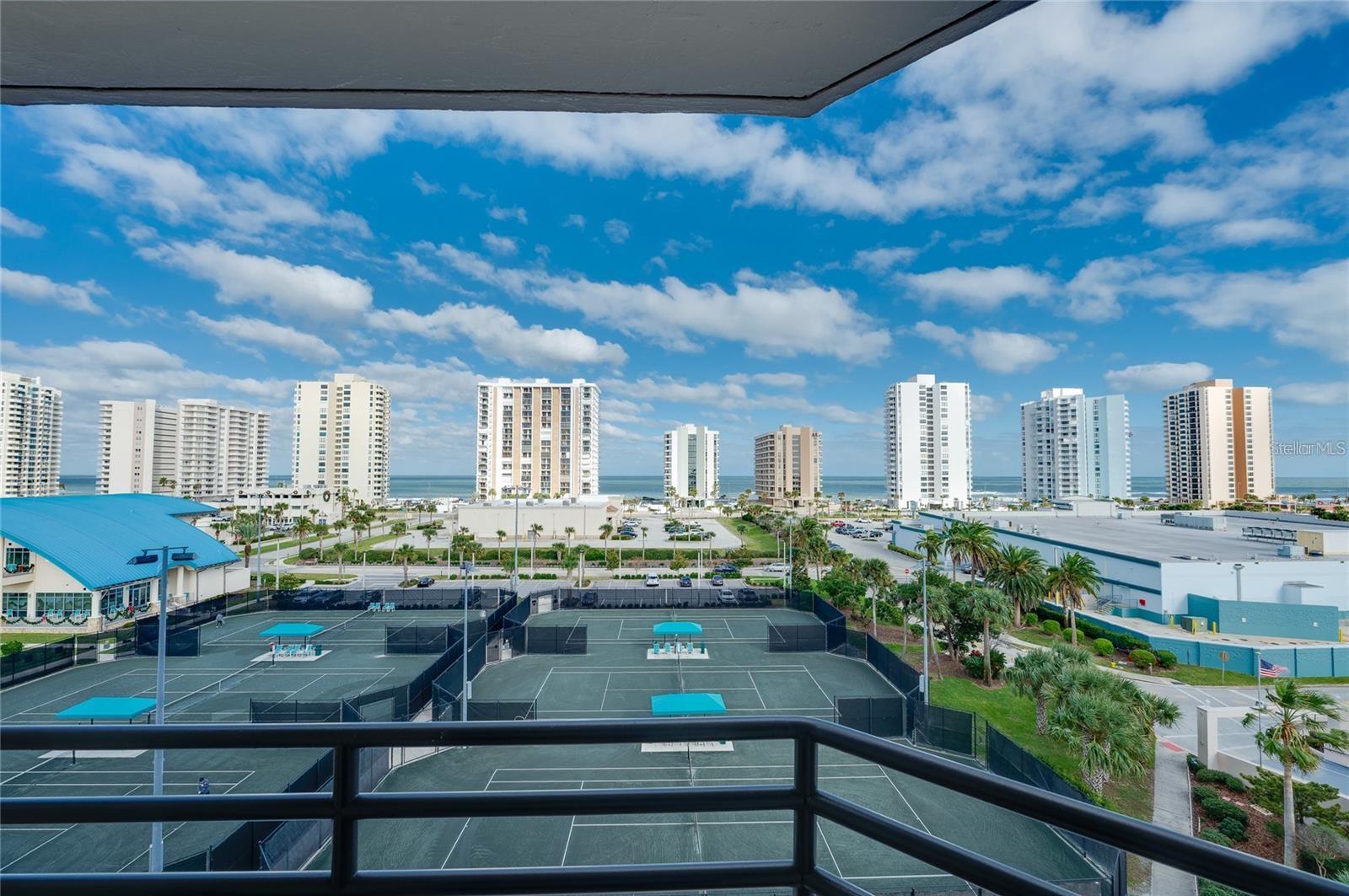 Image 26 of 39 For 1 Oceans West Blvd  6a4