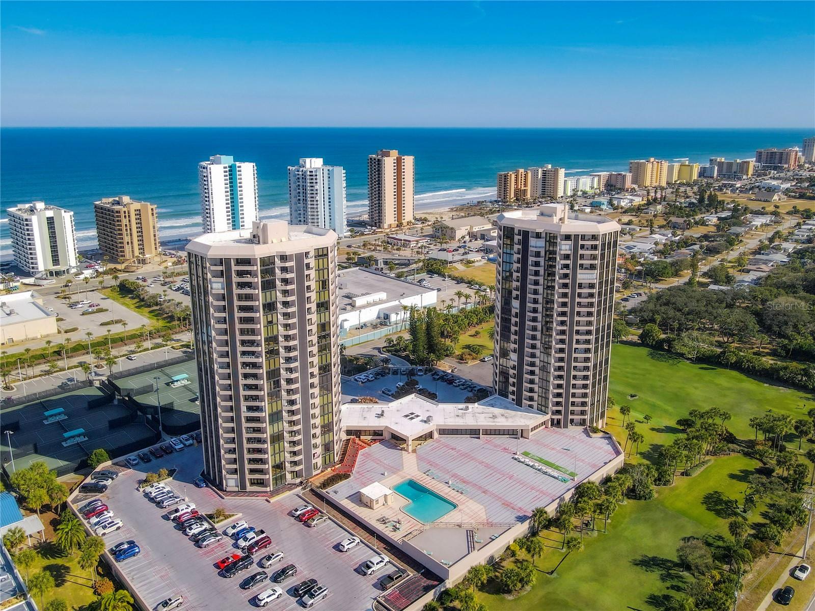 Image 38 of 39 For 1 Oceans West Blvd  6a4