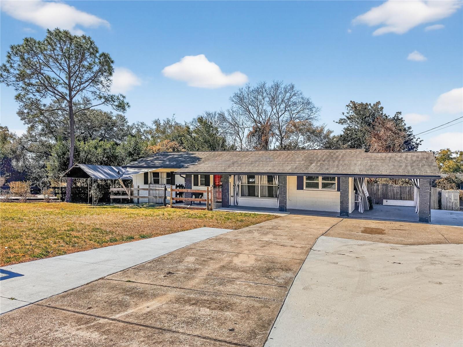 Details for 2304 Country Club Road, EUSTIS, FL 32726