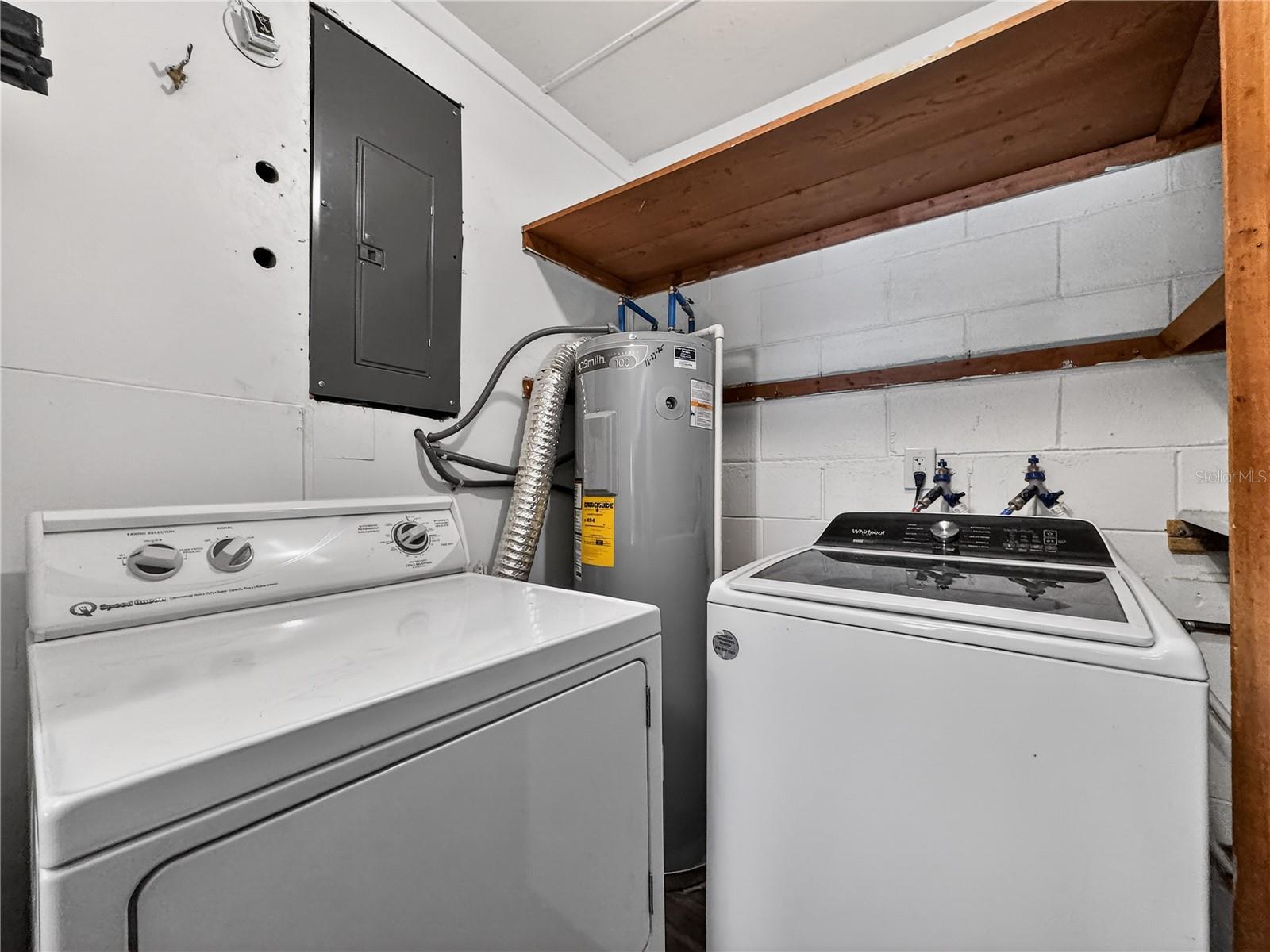 Image 28 of 43 For 2304 Country Club Road