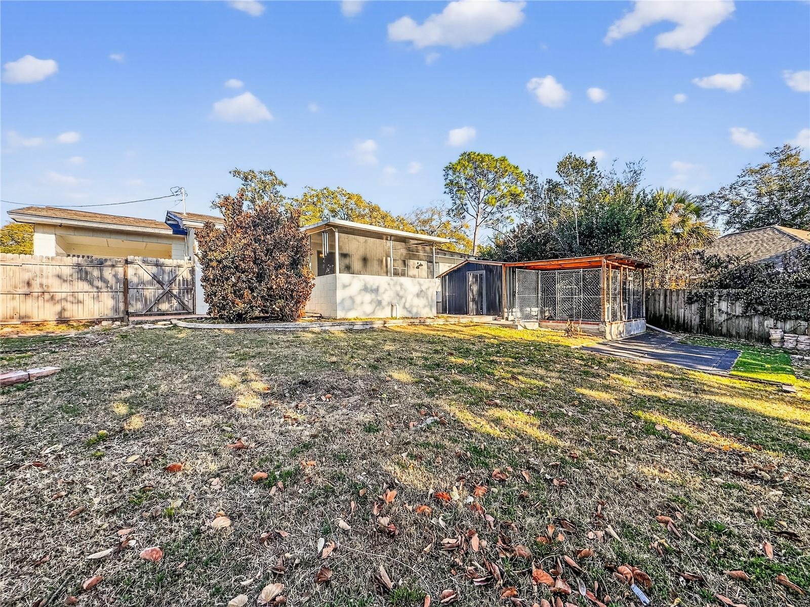 Image 31 of 43 For 2304 Country Club Road