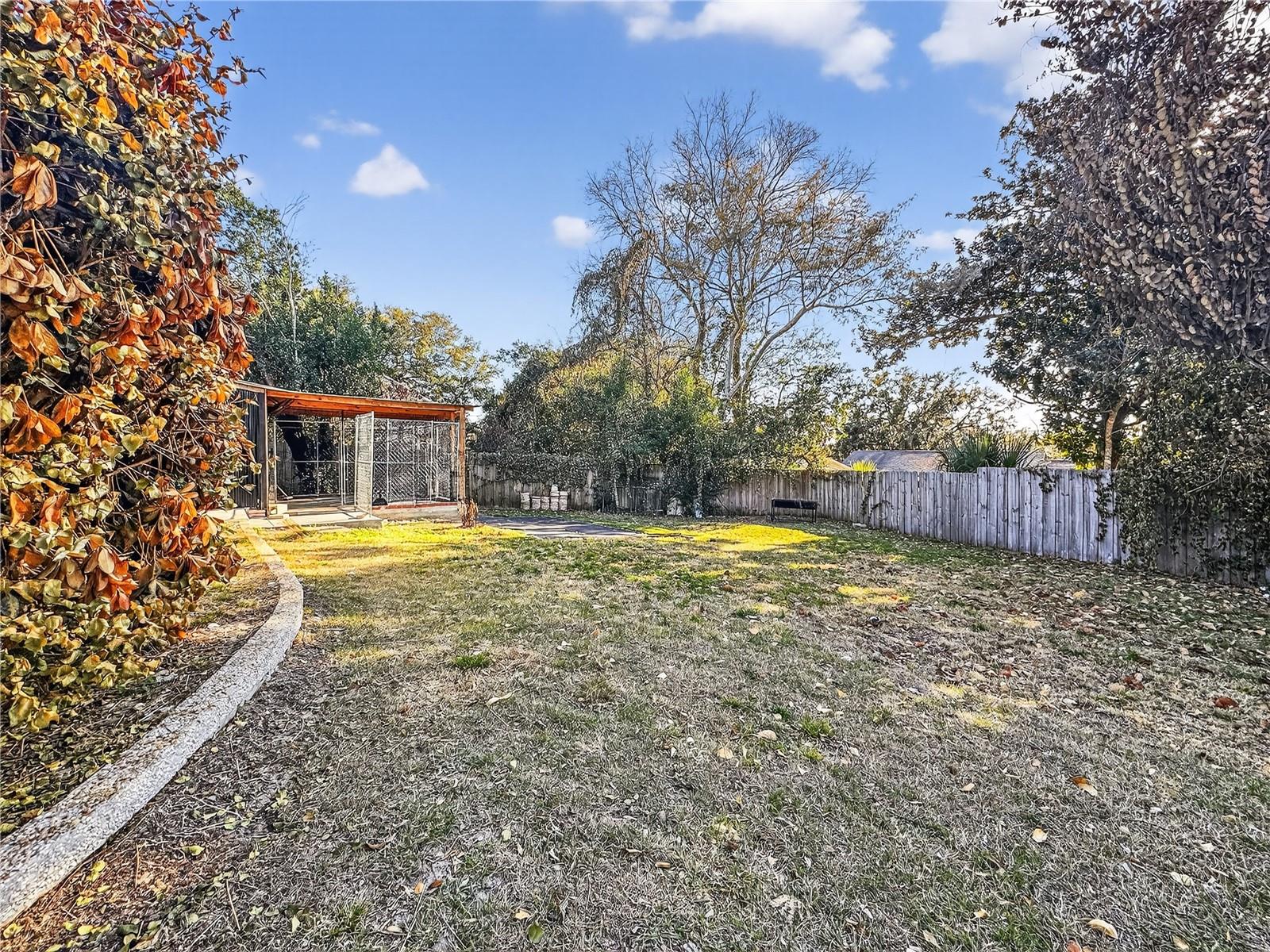 Image 32 of 43 For 2304 Country Club Road