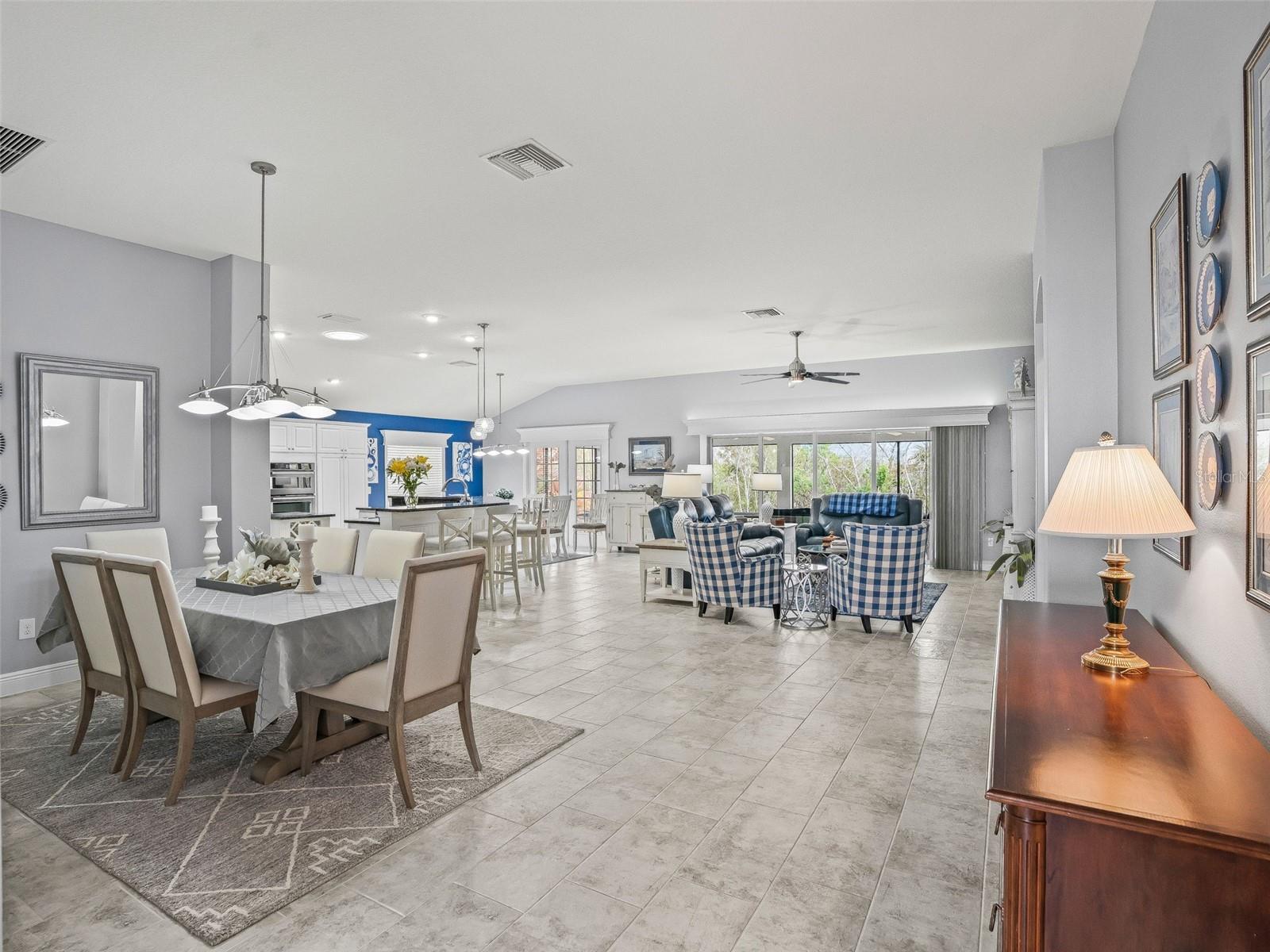 Image 12 of 68 For 670 Woodbridge Way