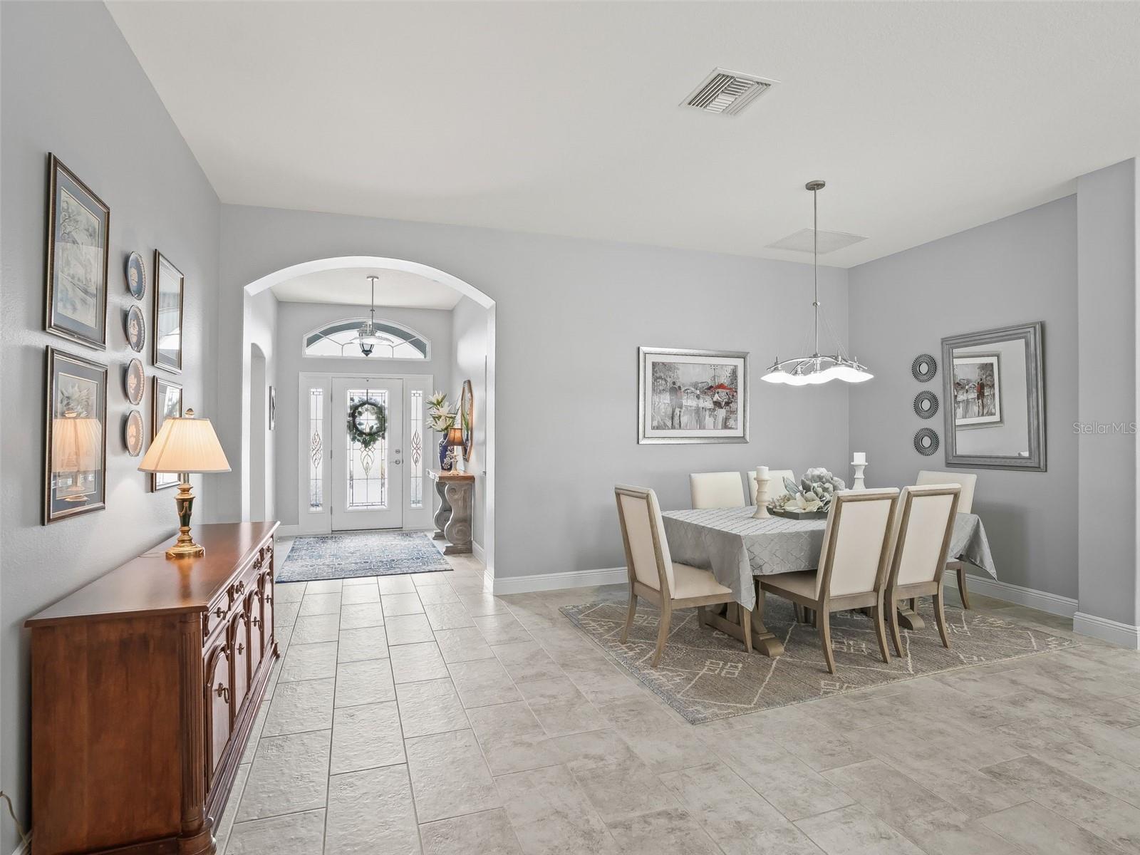 Image 13 of 68 For 670 Woodbridge Way