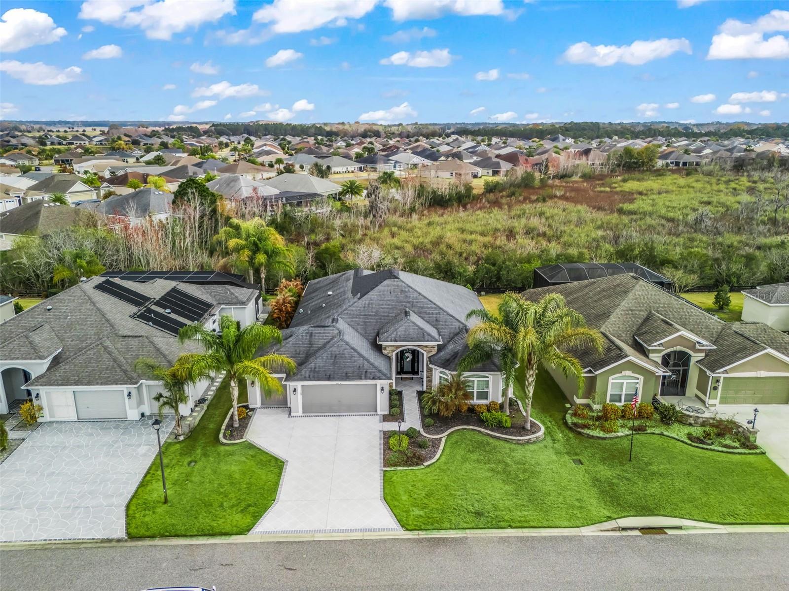 Image 4 of 68 For 670 Woodbridge Way