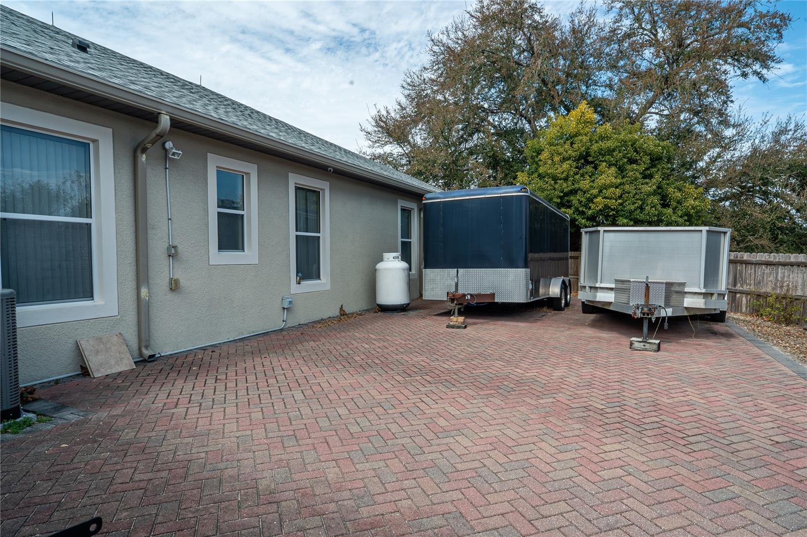 Image 26 of 59 For 10625 Bronson Road