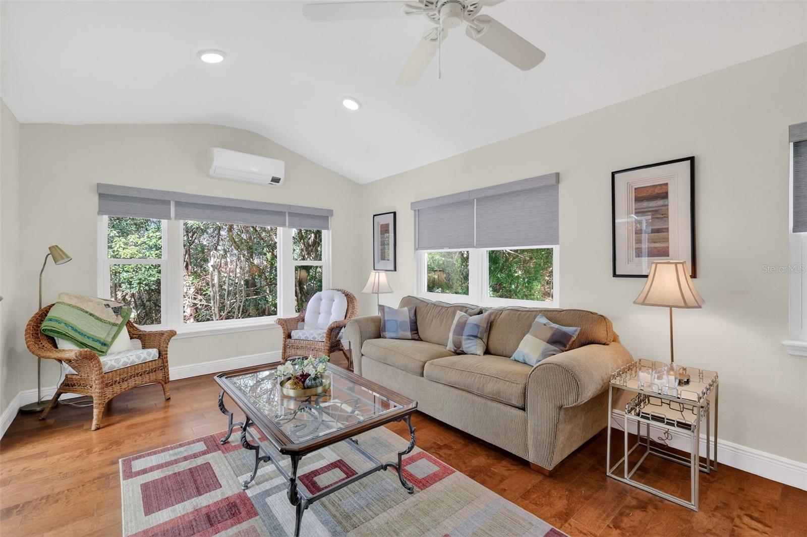 Image 17 of 40 For 1863 Country Club Boulevard