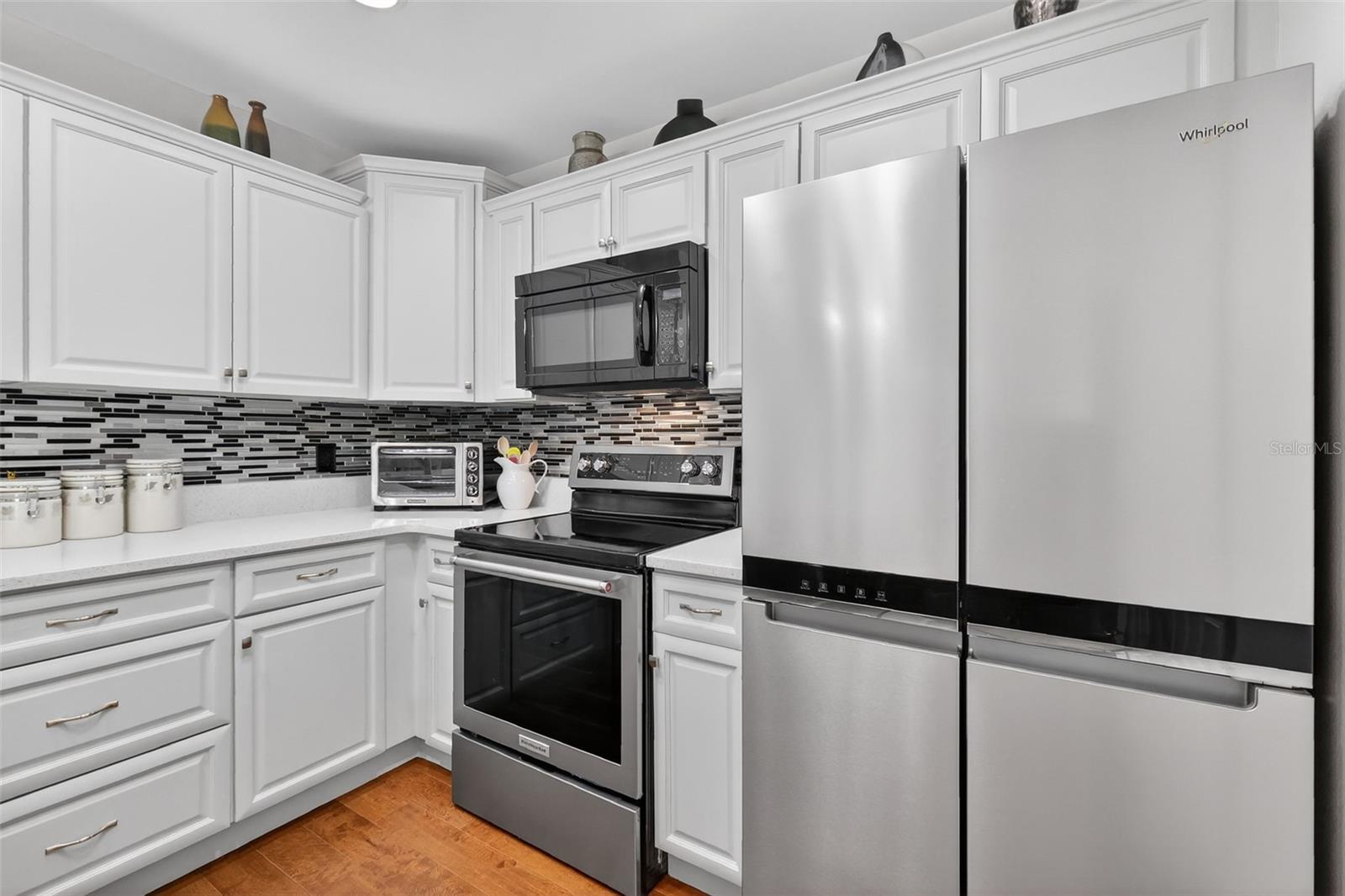 Image 9 of 40 For 1863 Country Club Boulevard